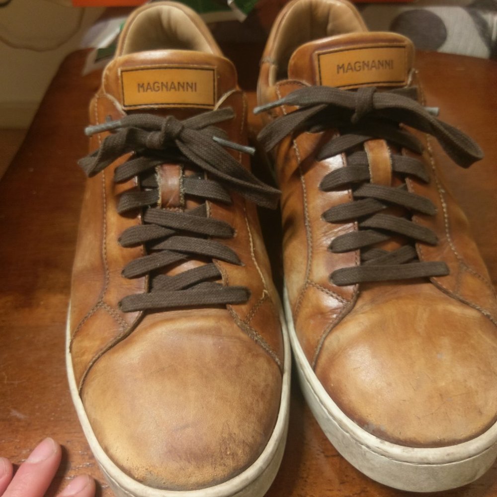 Magnanni Boltan Caballero Sz 9.5 Hand Painted Leather Low Top Lace Up Sneaker